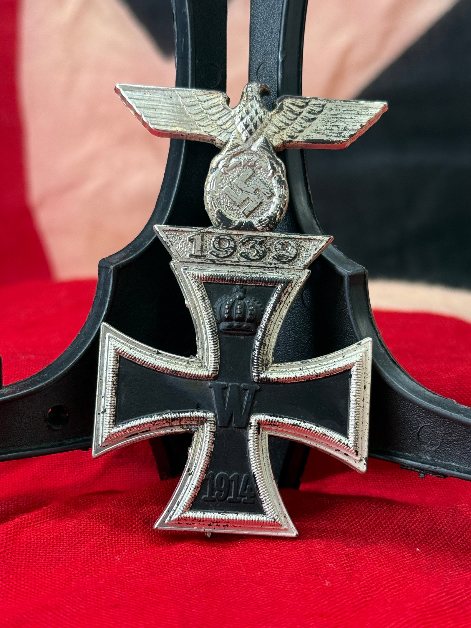 WWI Prussian Iron Cross 1st Class 1914 with 1939 First Class Spange: This military decoration consists of a WWI Prussian Iron Cross 1st Class dated 1914 fitted with a 1939 First Class Spange (clasp), awarded during WWII to recipients who had previously earned the Iron 