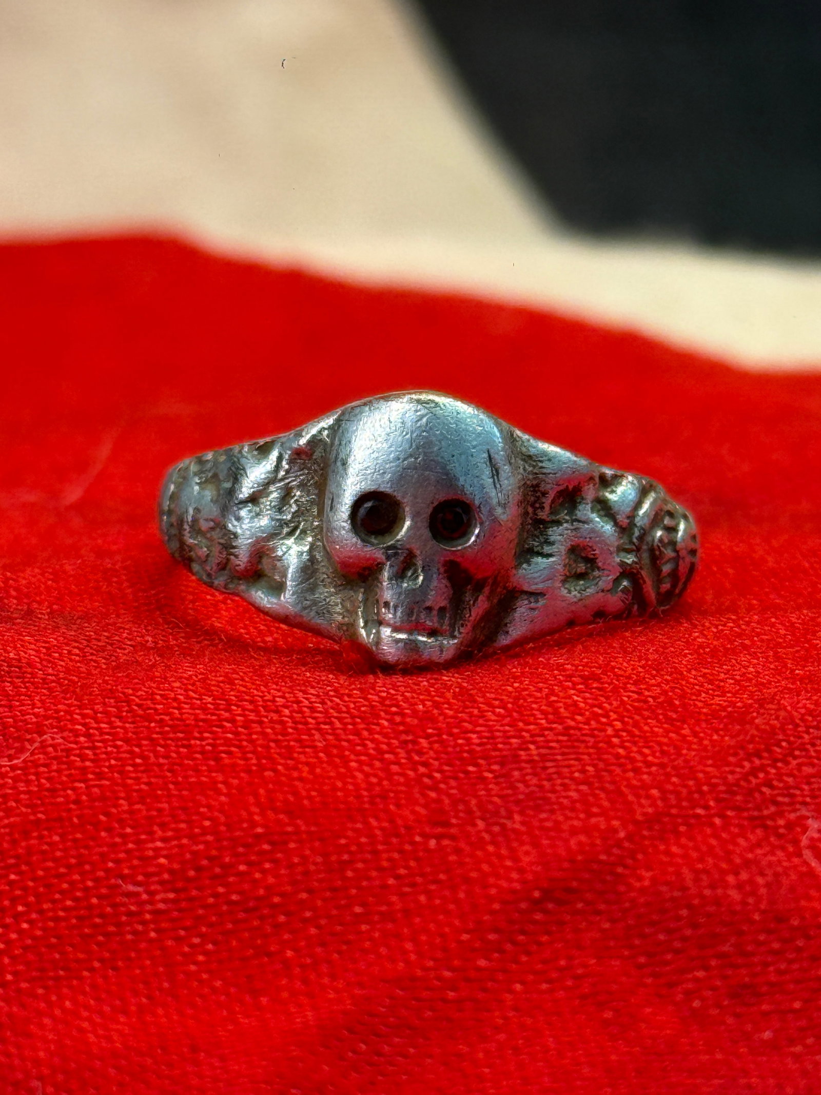 WWII German Totenkopf SS Death Head Silver Skull Ring (1 of 4)