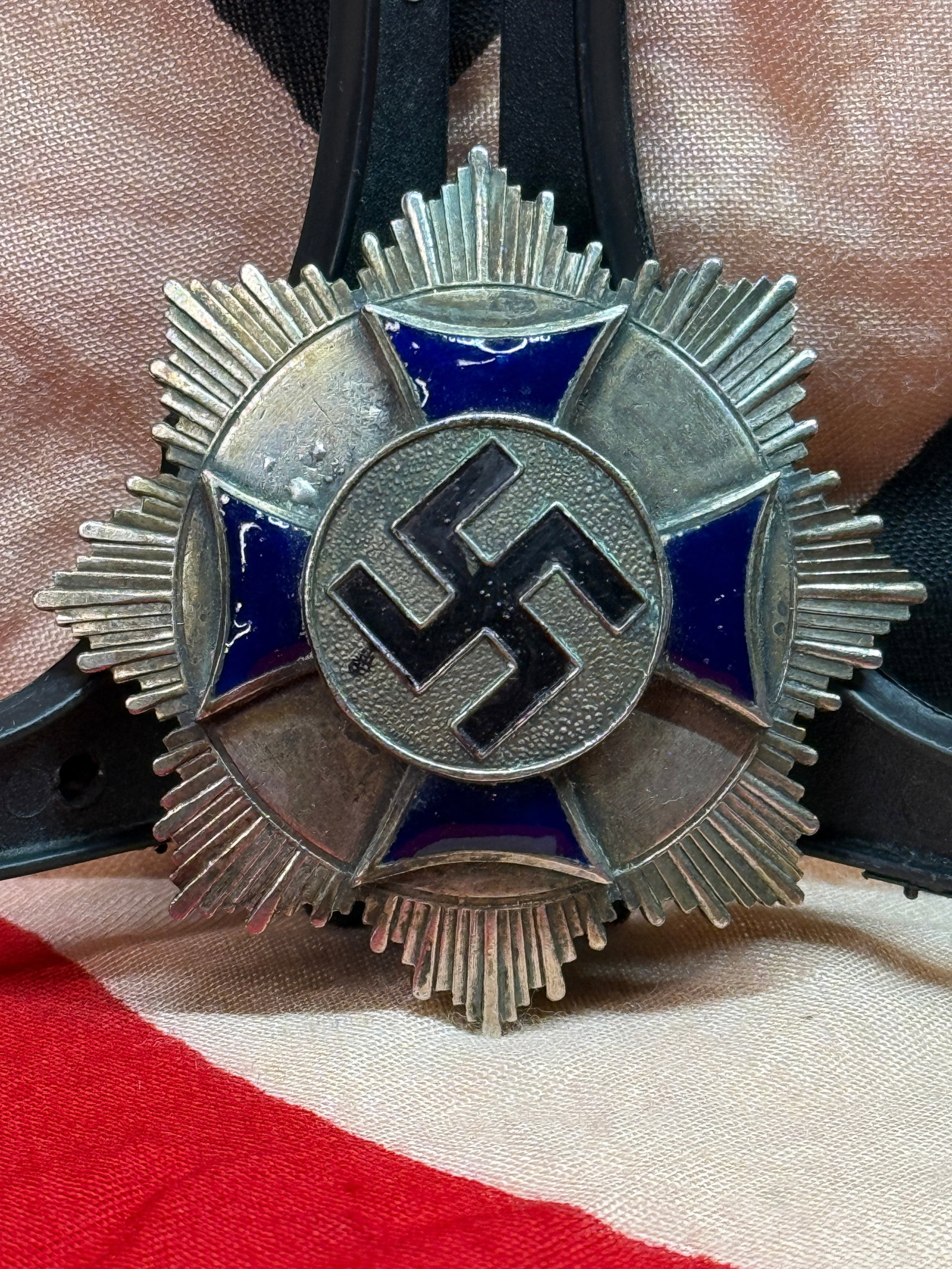 WWII German Cross of Honor of the German Mother Silver Class Breast Star Badge (1 of 4)