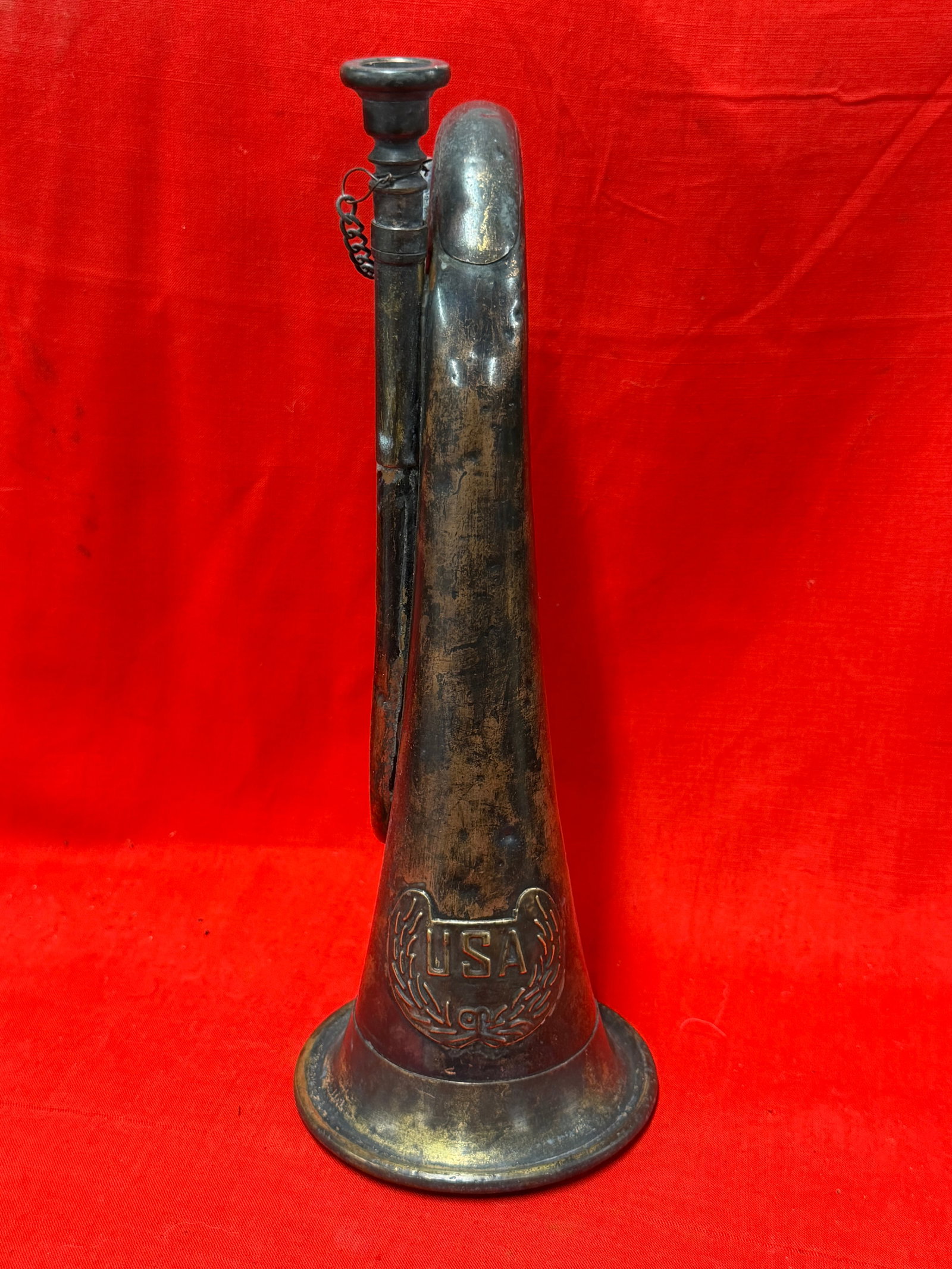 Civil War Union Army Brass Field Bugle with Embossed "USA" Wreath Emblem (1 of 4)