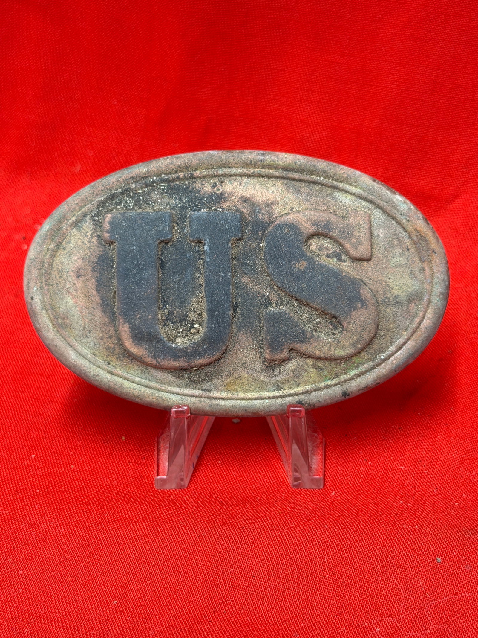 Civil War Union U.S. Oval Waist Belt Plate Recovered Petersburg, Virginia: This Civil War Union oval "U.S." waist belt plate features the classic raised federal initials within a smooth oval border, a design worn by Union infantry, cavalry, artillery, and other Federal troop