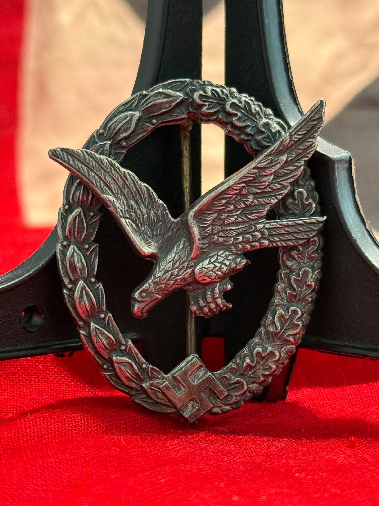WWII German Luftwaffe Pilot Badge (1 of 3)