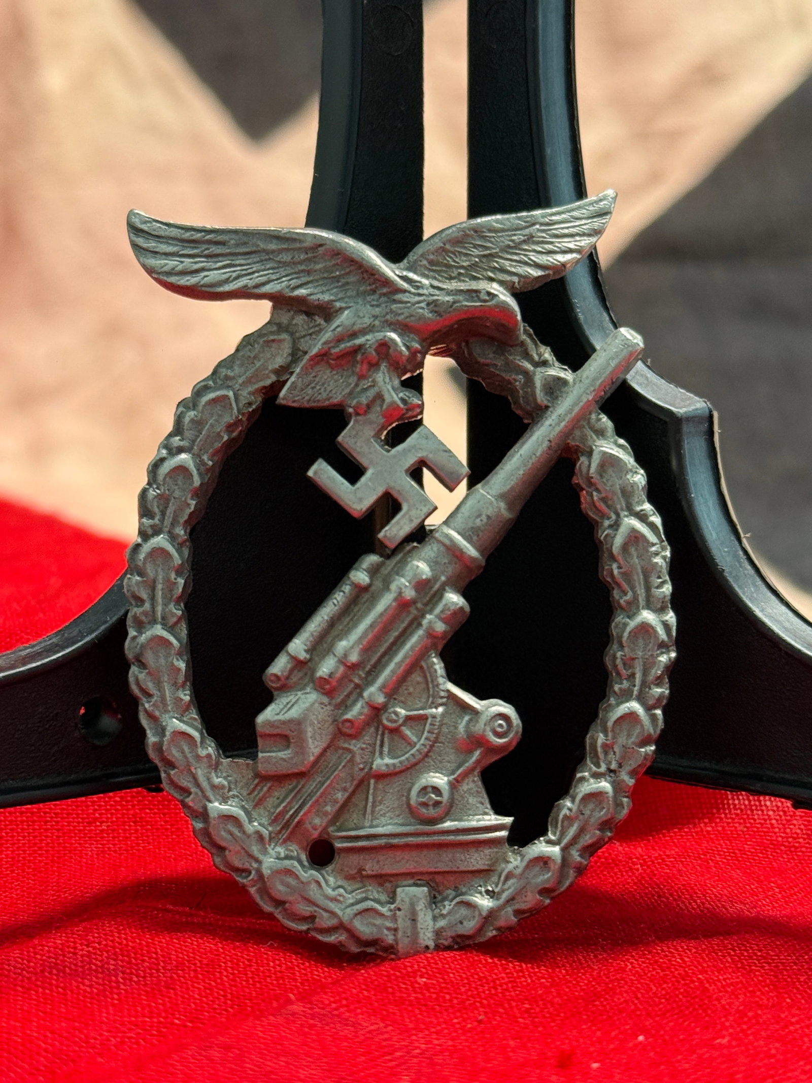 WWII German Luftwaffe Flak Badge (1 of 5)