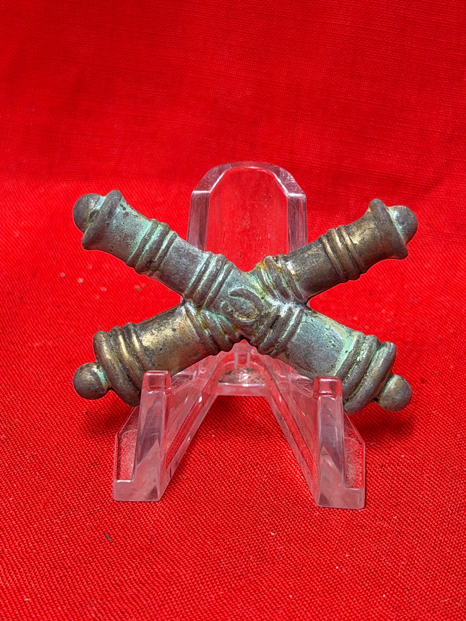 Civil War Union Artillery Crossed Cannons Hat Insignia (1 of 3)