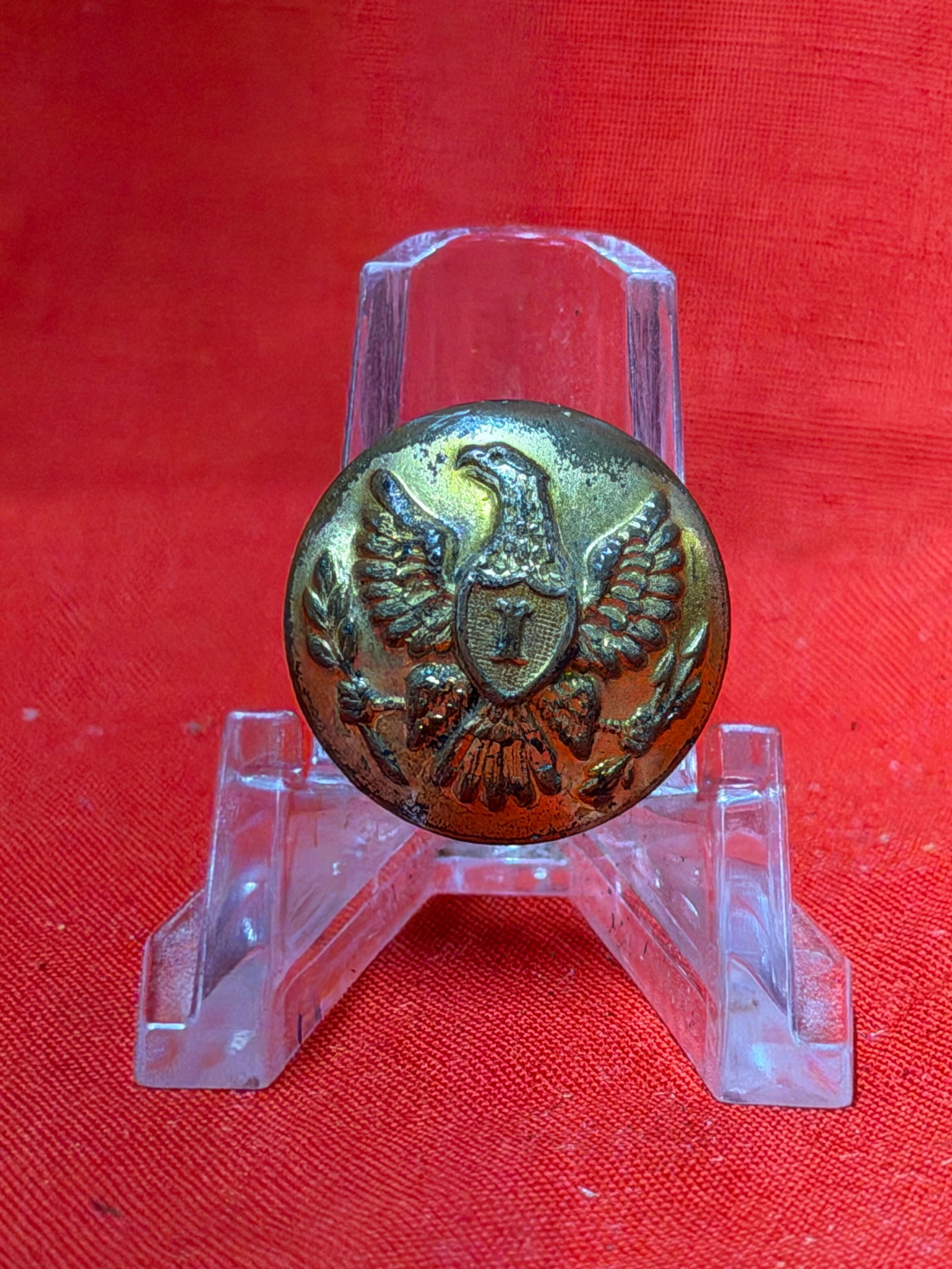 Civil War Union Infantry Eagle Coat Button By D. Evans: This Civil War Union Infantry Eagle Coat Button features the Federal spread-wing eagle with a shield bearing the raised infantry "I" device, a distinctive pattern associated with Union infantry unifor