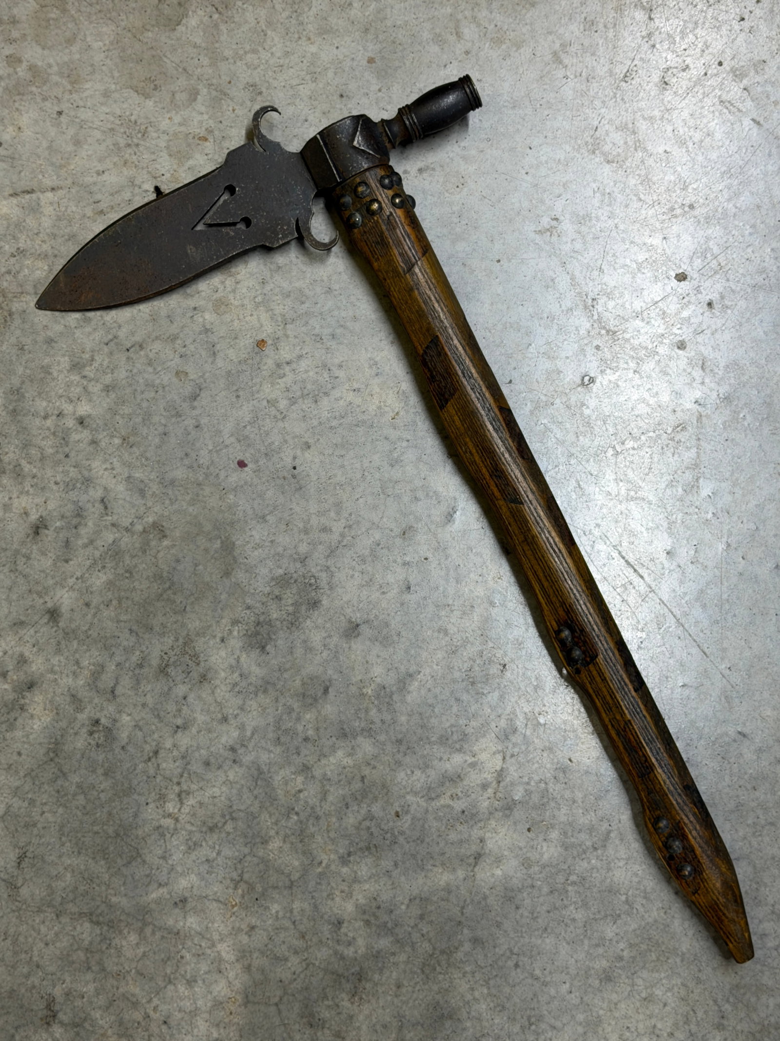 1800’s Native American Smoking Pipe Tomahawk Attributed to Apache Indians (1 of 10)