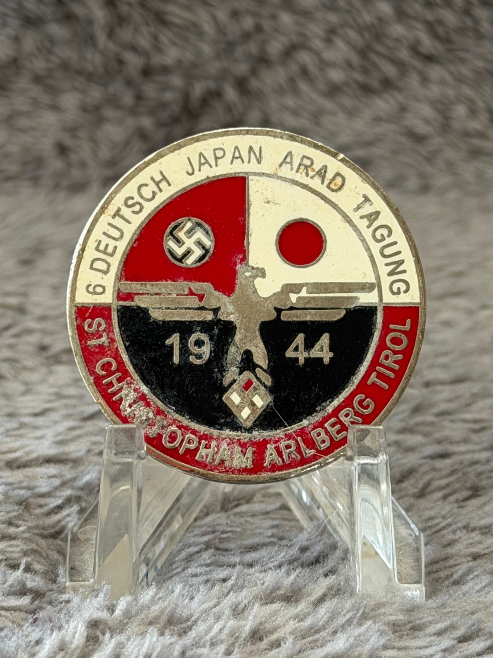 WWII German–Japanese Friendship Day 1944 Enamel Commemorative Badge – St. Christoph am Arlberg,: This WWII German–Japanese Friendship Day 1944 Enamel Commemorative Badge commemorates the 6th German–Japanese Friendship Day (6. Deutsch Japan Tagung) held in St. Christoph am Arlberg, Tirol in 19