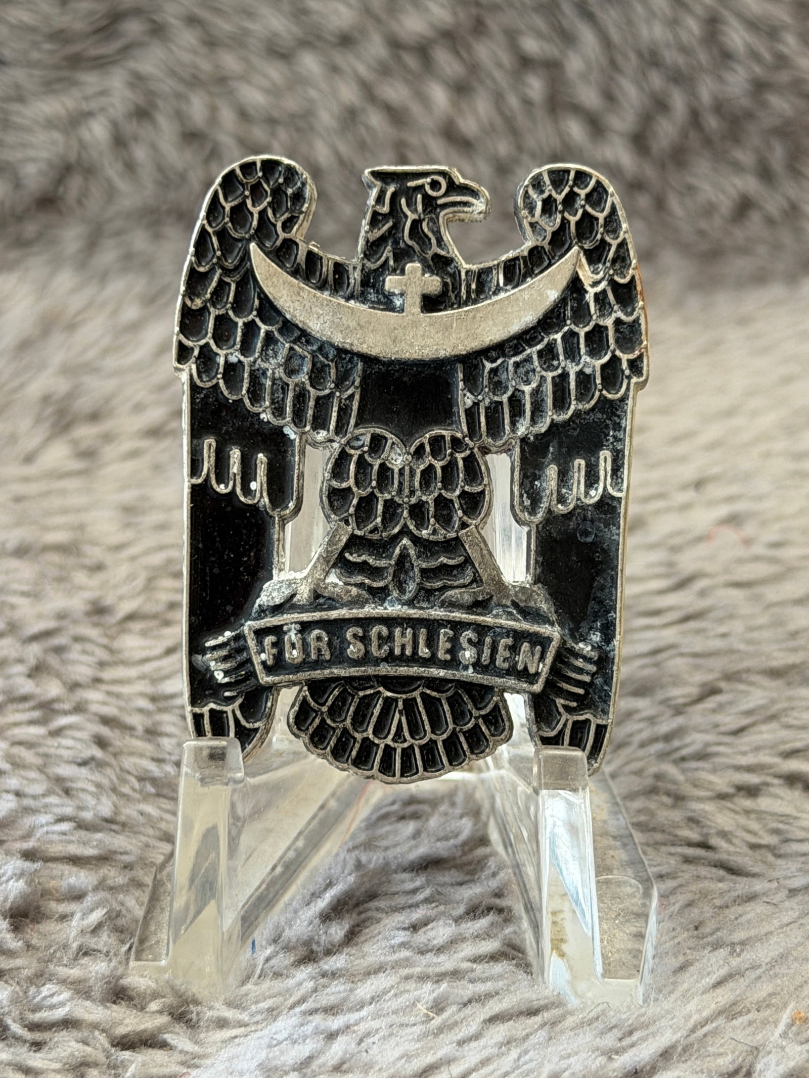 WWII German "Für Schlesien" Shooting Award Badge (1 of 3)