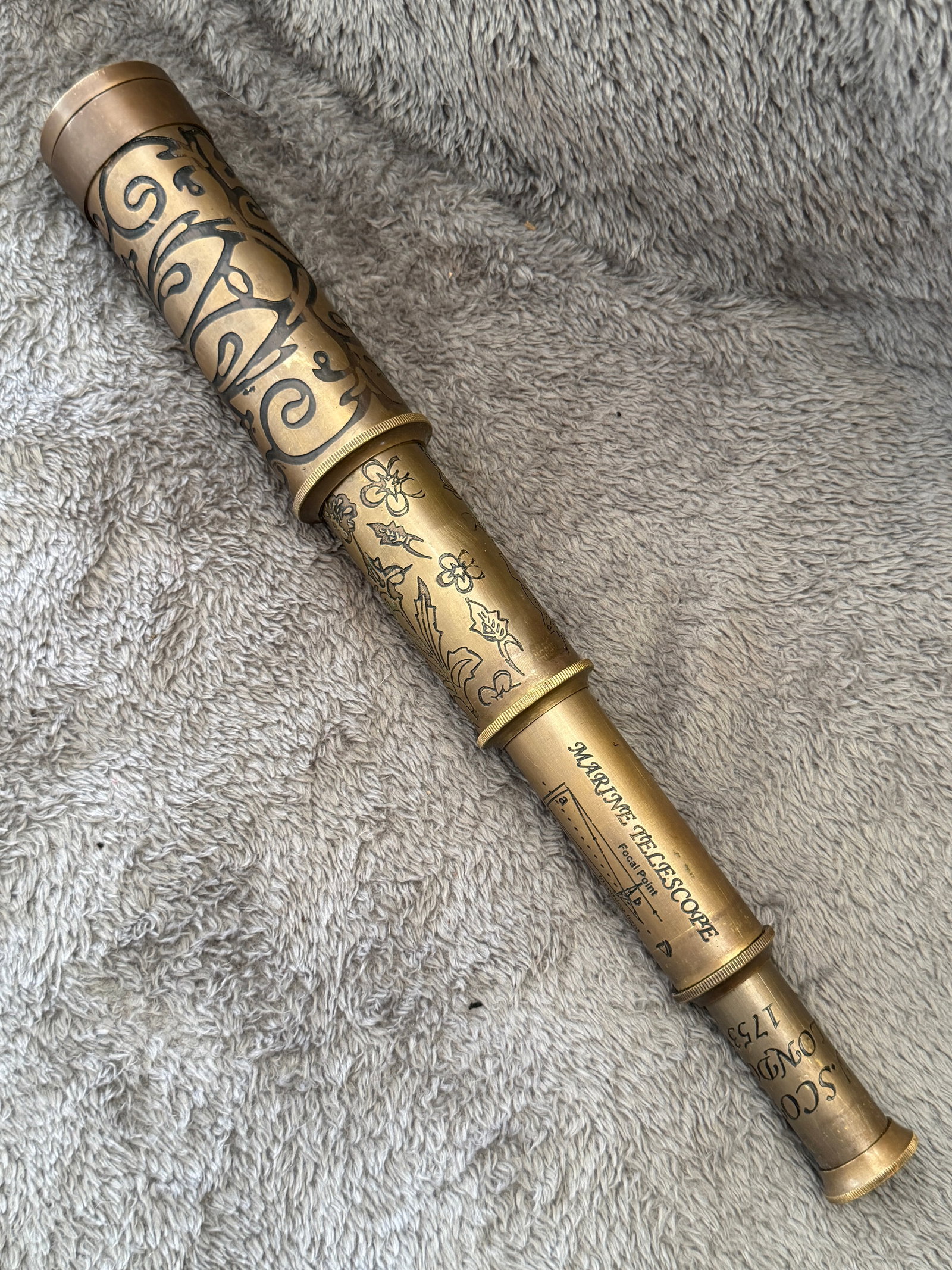 1753 J. Scott London Marine Telescope with Decorative Brass Body (1 of 10)