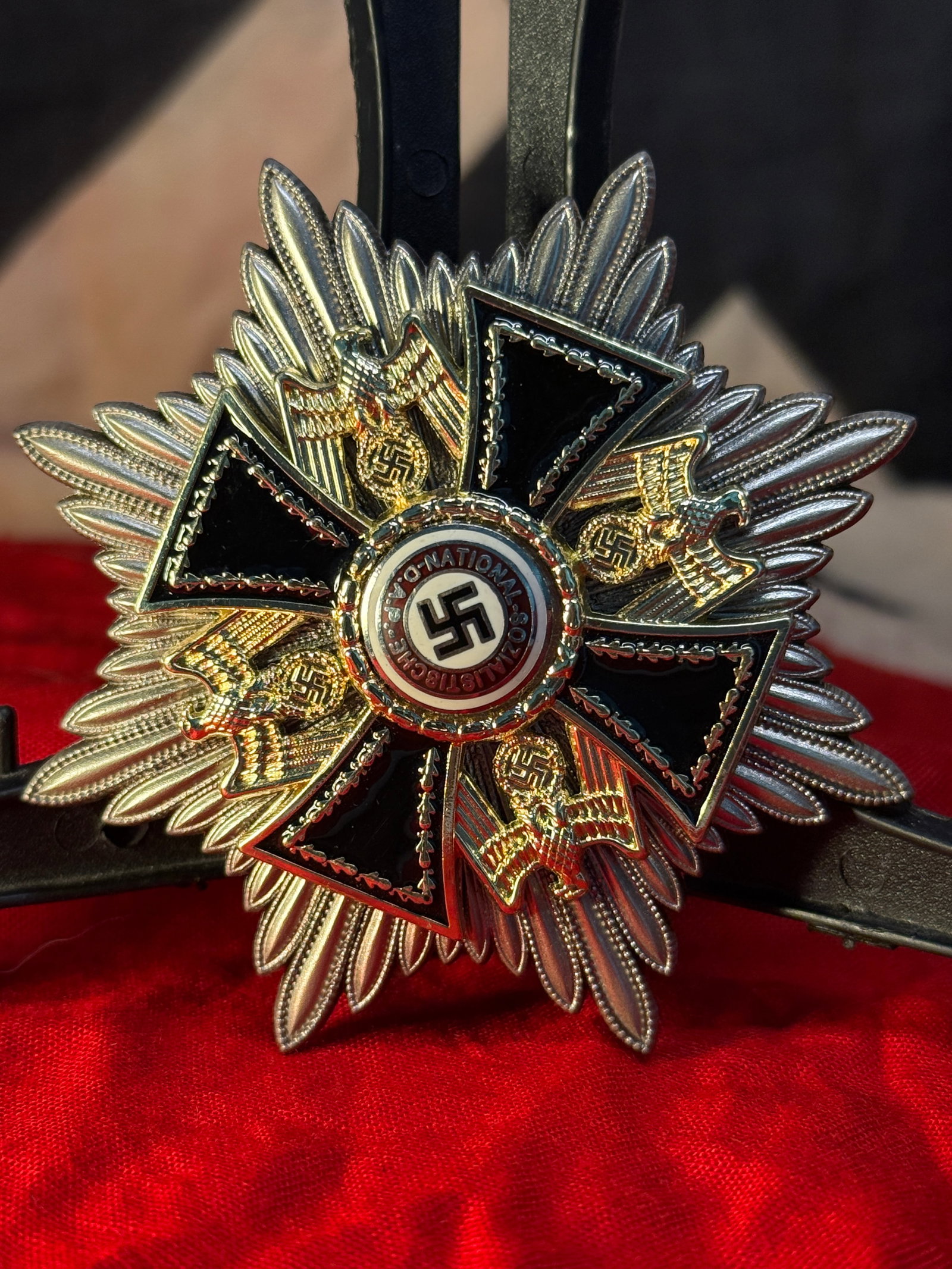 WWII German Grand Star of the German Order: This impressive multi-rayed breast star represents the Grand Star of the German Order (Großstern des Deutschen Ordens), the highest class associated with the German Order instituted by the National S