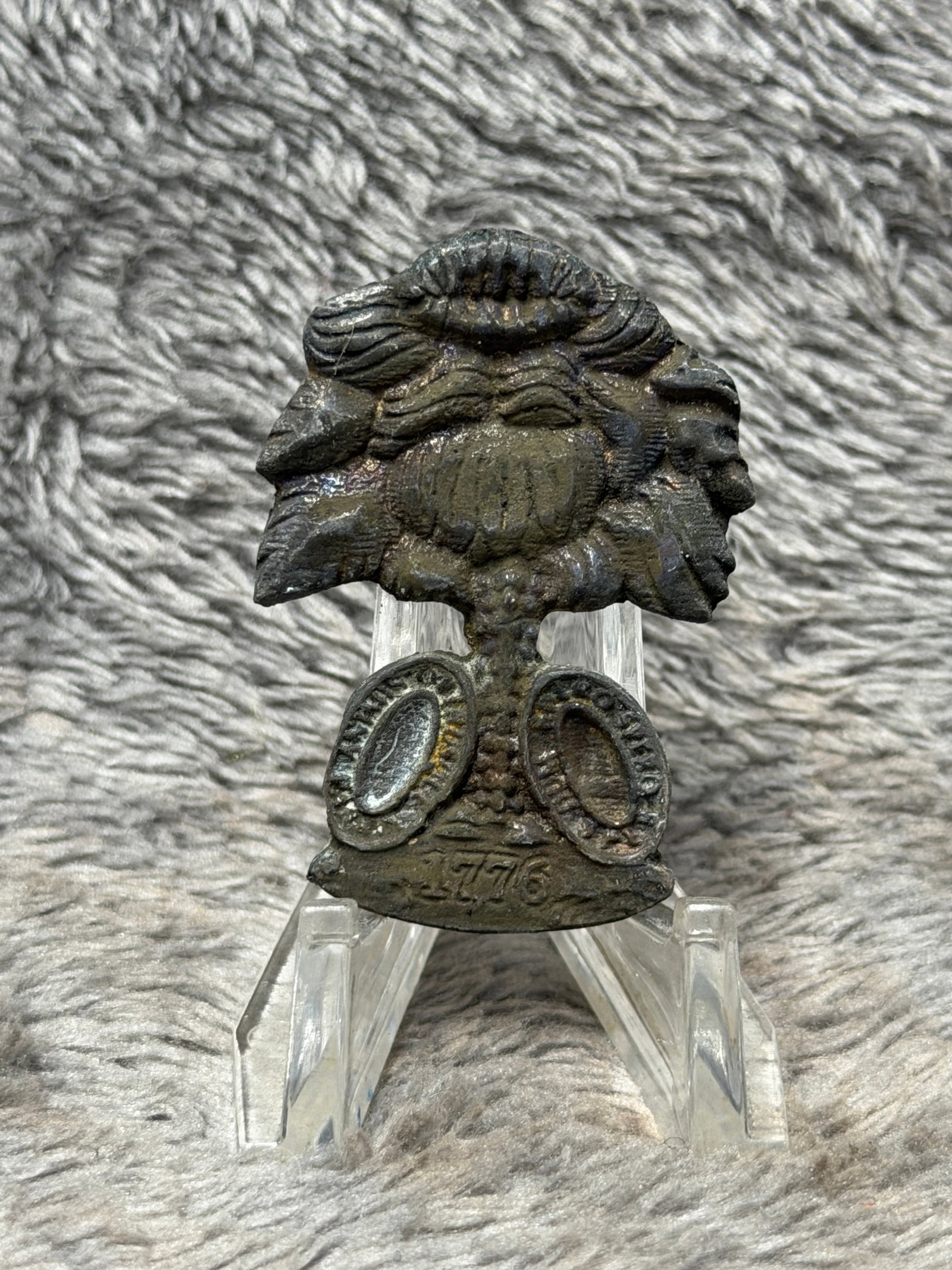 Civil War Confederate CSA South Carolina Palmetto Headgear Badge – 1776 (1 of 3)