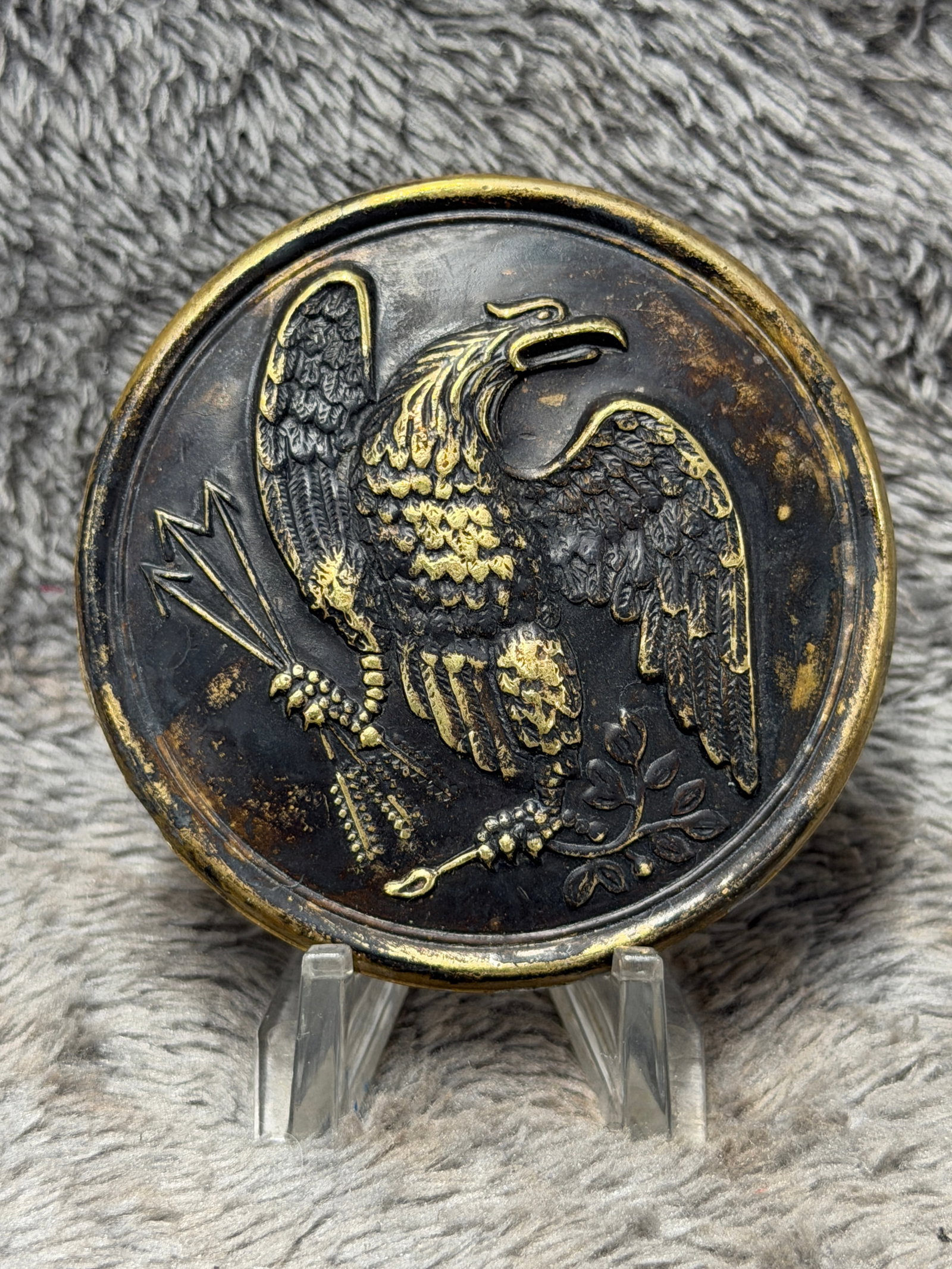 Civil War Era Style U.S. Eagle Cartridge Box Breast Plate Brass Military Insignia (1 of 3)