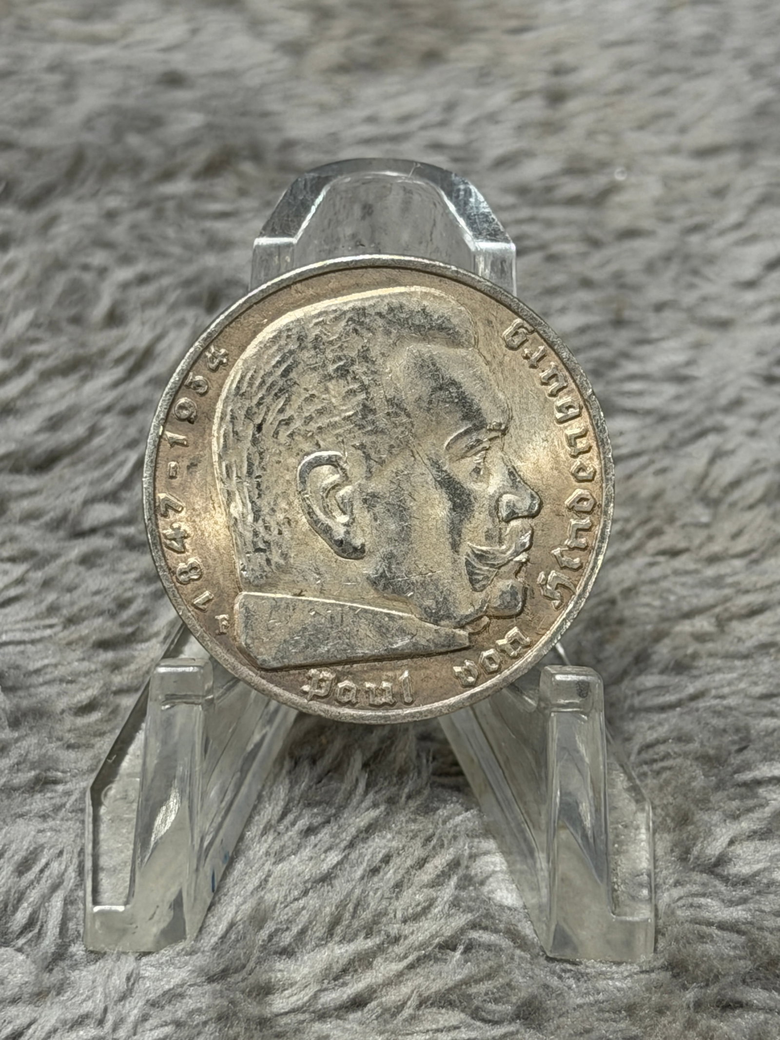 WWII German 1936 Paul von Hindenburg 5 Reichsmark Commemorative Coin with Eagle & Swastika: WWII-era German 5 Reichsmark coin dated 1936, featuring a prominent right-facing portrait of Field Marshal and former German President Paul von Hindenburg on the obverse, surrounded by the inscription
