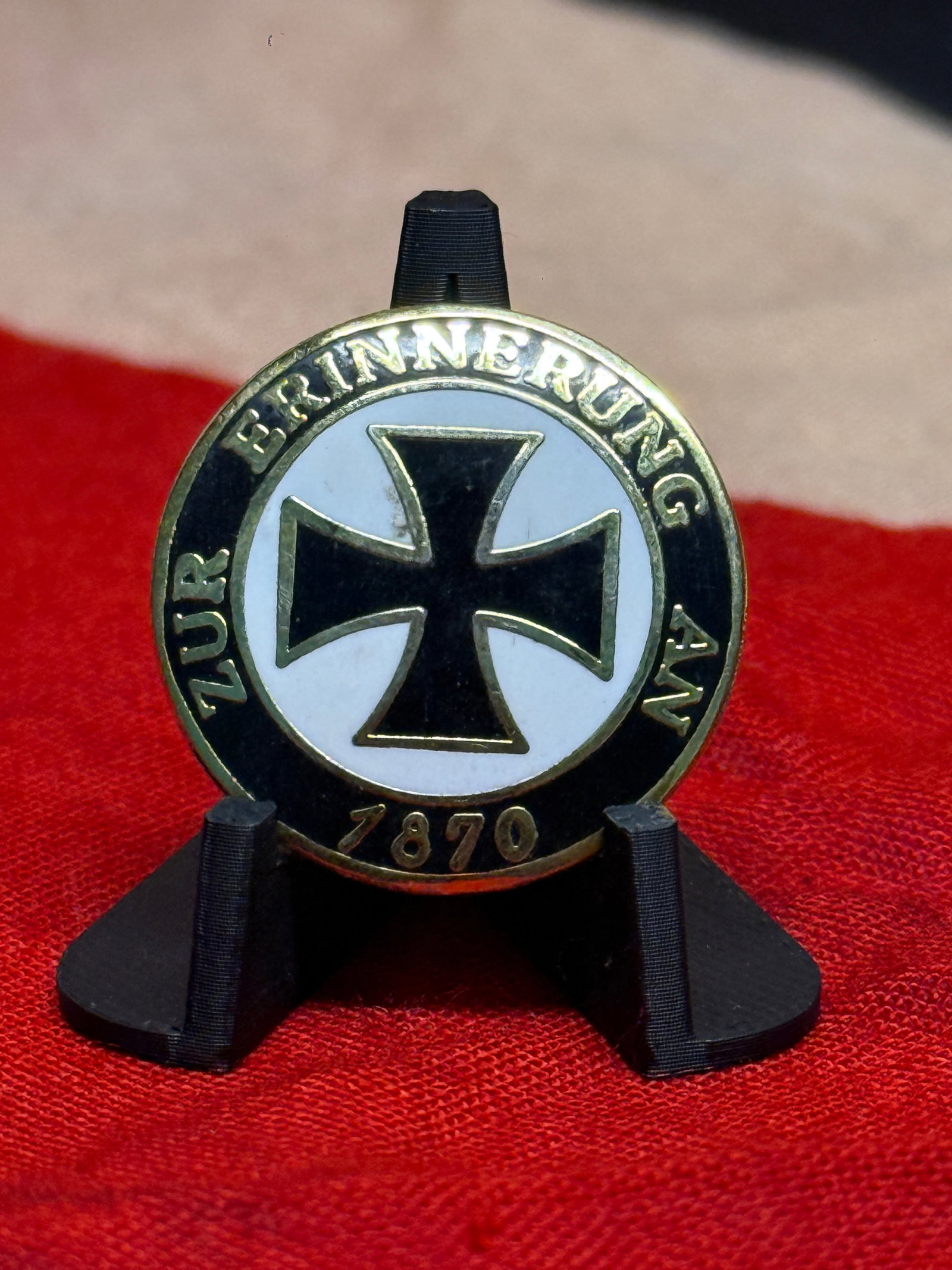 Franco-Prussian War 1870 German “Zur Erinnerung?? Iron Cross Commemorative Badge (1 of 3)