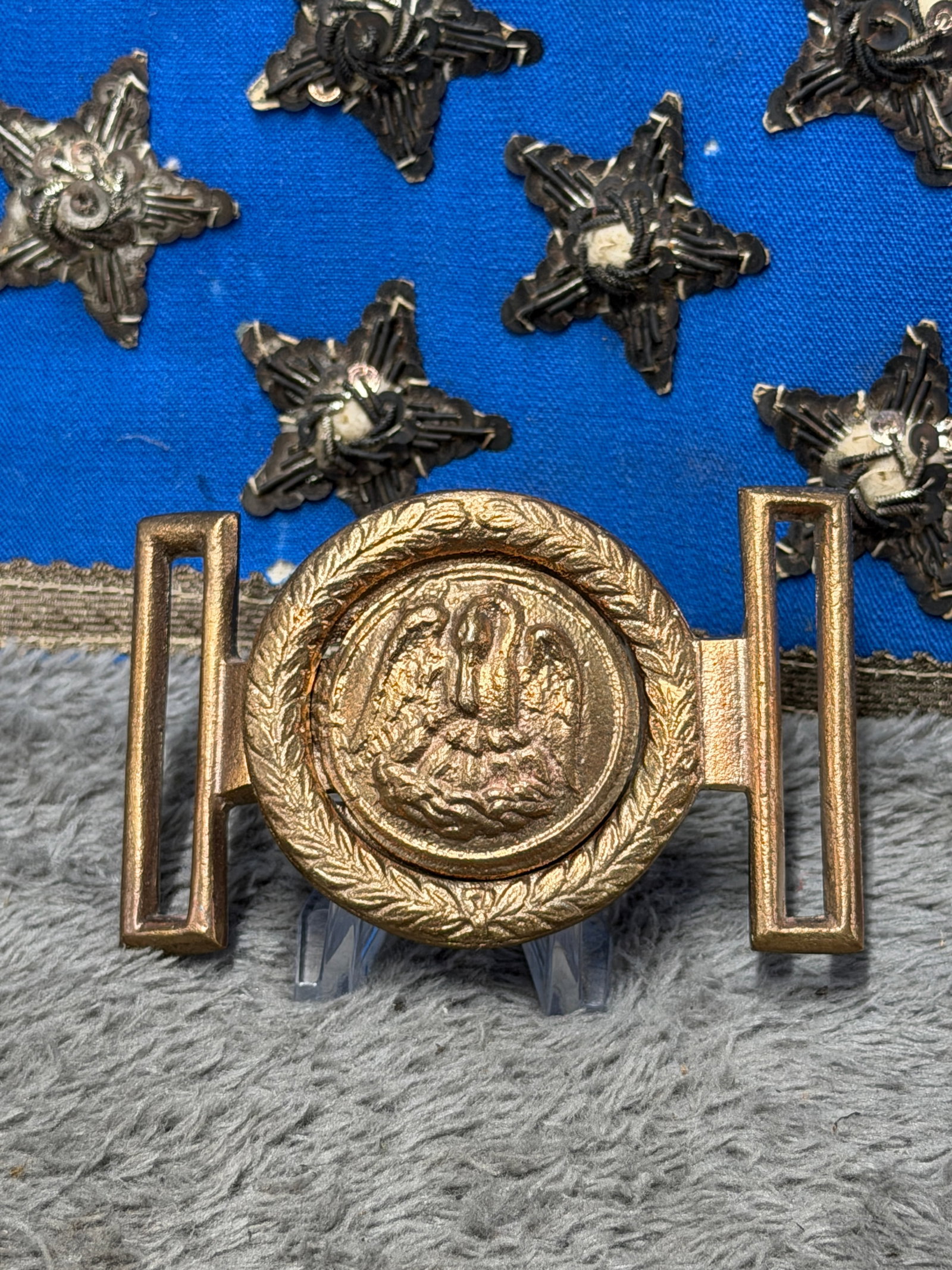 Civil War Era Confederate Louisiana Pelican State Militia Two-Piece Belt Buckle: Striking Civil War-era two-piece military belt buckle featuring Louisiana’s celebrated pelican emblem in bold raised relief. The circular centerpiece depicts the mother pelican with wings spread ove