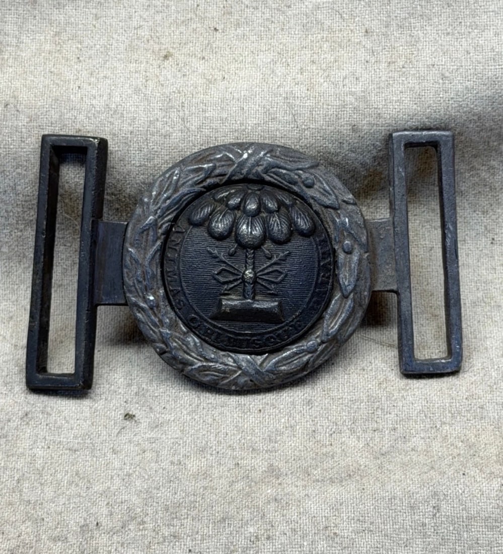 Civil War Confederate CSA South Carolina Palmetto State Belt Plate Buckle: Striking Civil War-era Confederate South Carolina belt plate buckle featuring a prominent raised palmetto tree at the center, surrounded by the inscription “ANIMIS OPIBUSQUE PARATI,” the histo