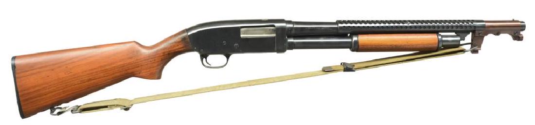 STEVENS MODEL 620 TAKEDOWN TRENCH PUMP SHOTGUN.: Cal. 12 Ga., 2 3/4". S# 26293. Bbl. 20". Receiver marked on left side "MODEL 620 U.S." & "P" over flaming bomb. Receiver & bbl. marked on top "P". Bbl. additionally marked on right side w/ "P" over fl