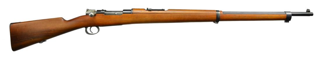 LOEWE MODEL 1895 CHILEAN BOLT ACTION RIFLE.: Cal. 7mm Mauser. S# B6677. Bbl. 29". Very nice example of Chilean Mauser Infantry Rifle appearing unissued w/ crisp markings. Marking on receiver include "MAUSER CHILENO MODELO 1895 MANUFACTURER LOEWE