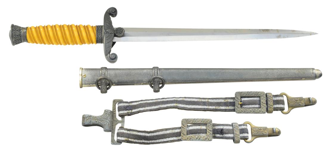 WWII GERMAN ARMY DAGGER.: Overall length: 15 1/2". Blade is marked "ORIGINAL (squirrel) SOLINGEN". Plated mounts w/ deep yellow grip. Plated scabbard w/ original hangers. CONDITION: blade shows some wear & staining but does ha