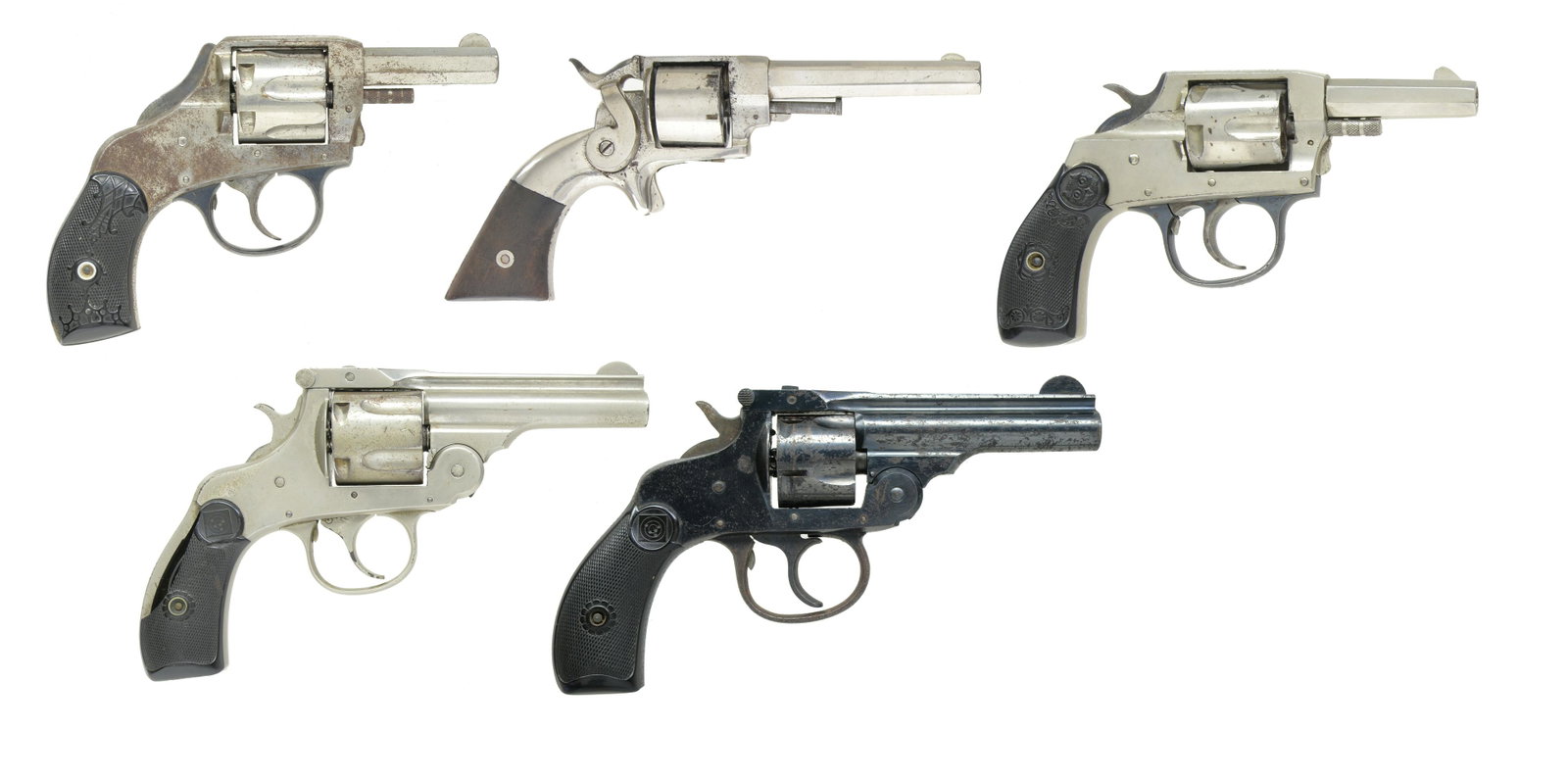 5 AMERICAN REVOLVERS.: 1) BLUE JACKET SA REVOLVER. Cal. 22 RF. S# 2491 (inside grip frame). Bbl. 2 1/4". Semi circular front sight. 7 Shot rnd. cyl. Spur trigger. 2 Piece walnut bird;'s head grips. CONDITION: metal is buffe