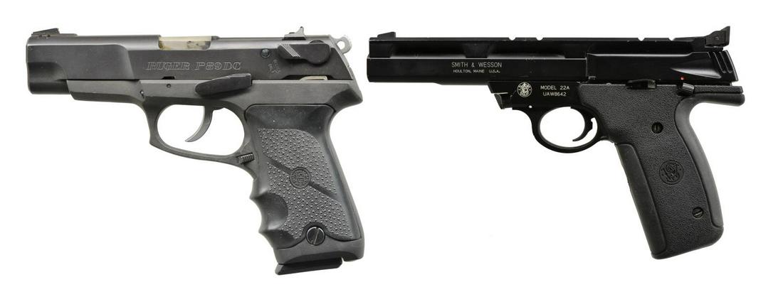 RUGER P89DC & SMITH & WESSON MODEL 22A PISTOLS.: 1) RUGER P89DC PISTOL. Cal. 9mm Luger. S# 310-29399. Bbl. 4 1/4". Traditional dbl. action semi auto pistol w/ ambidextrous decocker. Matt finish. 3 Dot sights w/ blade front sight & rift adj. rear not