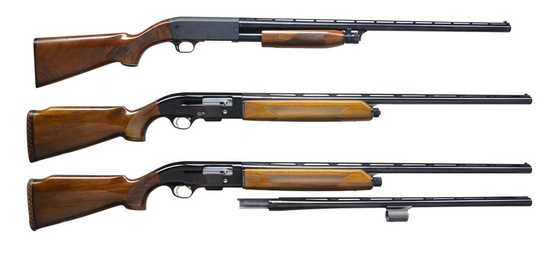 3 REPEATING SHOTGUNS BY ITHACA & BERETTA.: 1) ITHACA 37 FEATHERLIGHT PUMP. Cal. 12 Ga., 2 3/4". S# 371618341. Bbl. 28" VR w/ Raybar front sight. Blue finish. Action has game scene ornamentation. Gloss finished forearm & capped pistol grip stoc