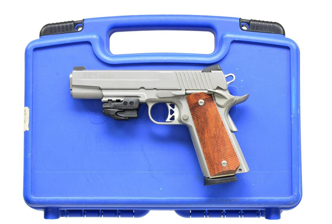 SIG ARMS MODEL GSR SEMI AUTO PISTOL & 22 LR: CONVERSION UNIT. Cal. 45 ACP. S# GS00812. Match throated 5" bbl. Mfg. 2004-2015 in Exeter, NH as GSR; Granite Series Revolution. Stainless matte finish w/ square cut slanted cocking grooves. Full chec