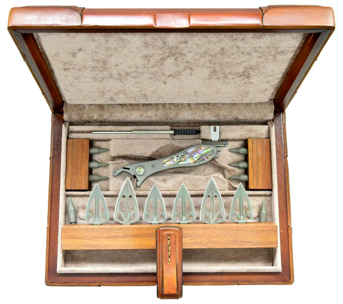 ANTHONY MARFIONE CUSTOM DAMASCUS BROADHEAD SET.: S# 1 of 4. An exquisitely leather cased & signed collection of Damascus steel broad heads & field points, along w/ the tool created & patented specifically for their use. The name Anthony Marfione has