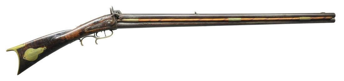 KENTUCKY TYPE O/U PERCUSSION RIFLE SHOTGUN.: Cal. 44 / 12 Ga. NSN. The 35 1/2" two rnd. bbl. set has top rifle bbl. fitted w/ "U" notch rear & brass blade front sights. Hickory ramrods are held by 2 plain pipes & tailpipe on each side. Back spri