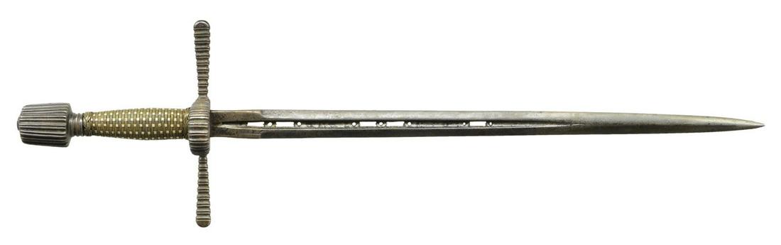 MAIN GAUCHE DAGGER.: Overall length: 21". Blade length: 15 1/2". A fine & scarce original Main Gauche dagger from the 17th or early 18th century. Blade has a deep central fuller w/ piercings in the valley of the fuller. A