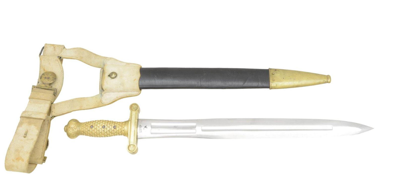 US M1832 ARTILLERY SHORTSWORD WITH COMPLETE M1836: BELT & FROG. The sword measures 26" overall with a 19 1/4" blade. Blade has a single 10 1/2" fuller above 2 fullers measuring 3 3/4". The ricasso is marked “UNITED STATES 1841 W.S” & ̶