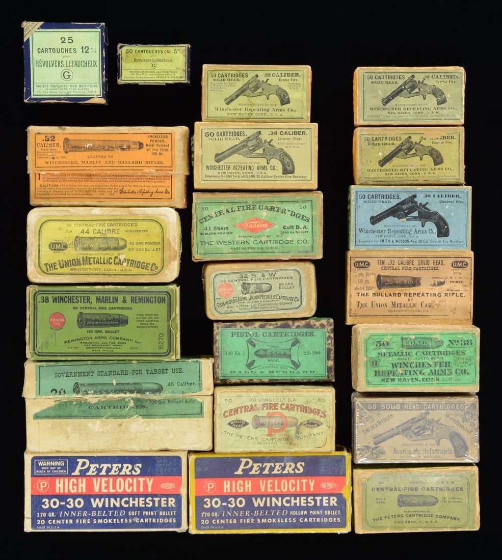 MIXED VINTAGE AMMO BOX LOT.: This lot consists of the following empty vintage ammo boxes: 1. Winchester 45-70 Extra Heavy Two Piece Box. Box marked "GOVERNMENT STANDARD FOR TARGET USE". CONDITION: labels are 70% intact w/ part of