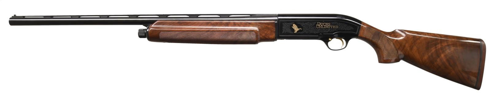 BERETTA MODEL A303 DUCKS UNLIMITED SEMI-AUTOMATIC: SHOTGUN. Cal. 12 GA, 3". S# L52251E. Bbl. 28". Model A303 semi-automatic shotgun mfg. by Beretta in Italy and imported by Beretta USA Corp. The left side of the bbl. is marked "MAGNUM" above Beretta's