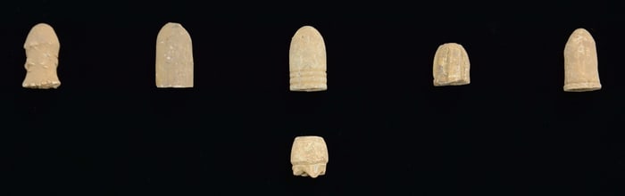 VERY LARGE GROUP OF EXCAVATED CIVIL WAR RELICS,