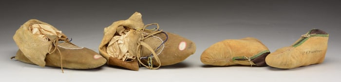 2 PAIRS OF MOCCASINS.