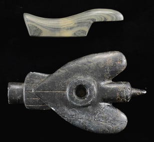 ARCHAIC STYLE NATIVE AMERICAN CARVED STONE