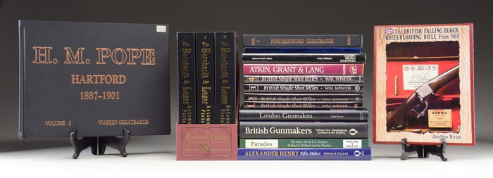 LARGE GROUP OF FIREARM REFERENCE BOOKS