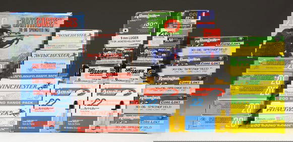 GROUPING OF RIFLE & PISTOL AMMO.