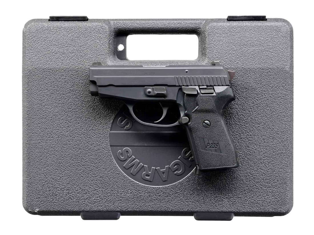 SIG SAUER P239 SEMI AUTO PISTOL.: Cal. 9x19. S# SA14620. Bbl. 3 1/2". Three dot night sights. Parkerized slide. Matte black frame. Pebbled factory grips. MAGS: 2-8 rd. UNATTACHED ACCESSORIES: matching numbered factory box w/ hardcase