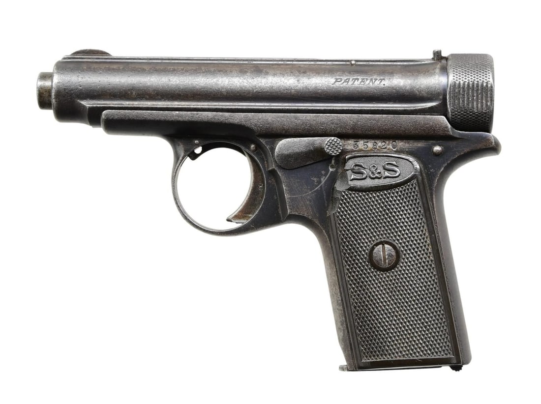 JP SAUER 1913 SEMI AUTO PISTOL.: Cal. 7.65mm (32 ACP). S# 35820. Bbl. 3". Round blade front sight. U-notch rear sight. Second variant Model 1913 pistol. Parts are marked with crown "N" proofs. Blued finish. Checkered black hard rubbe