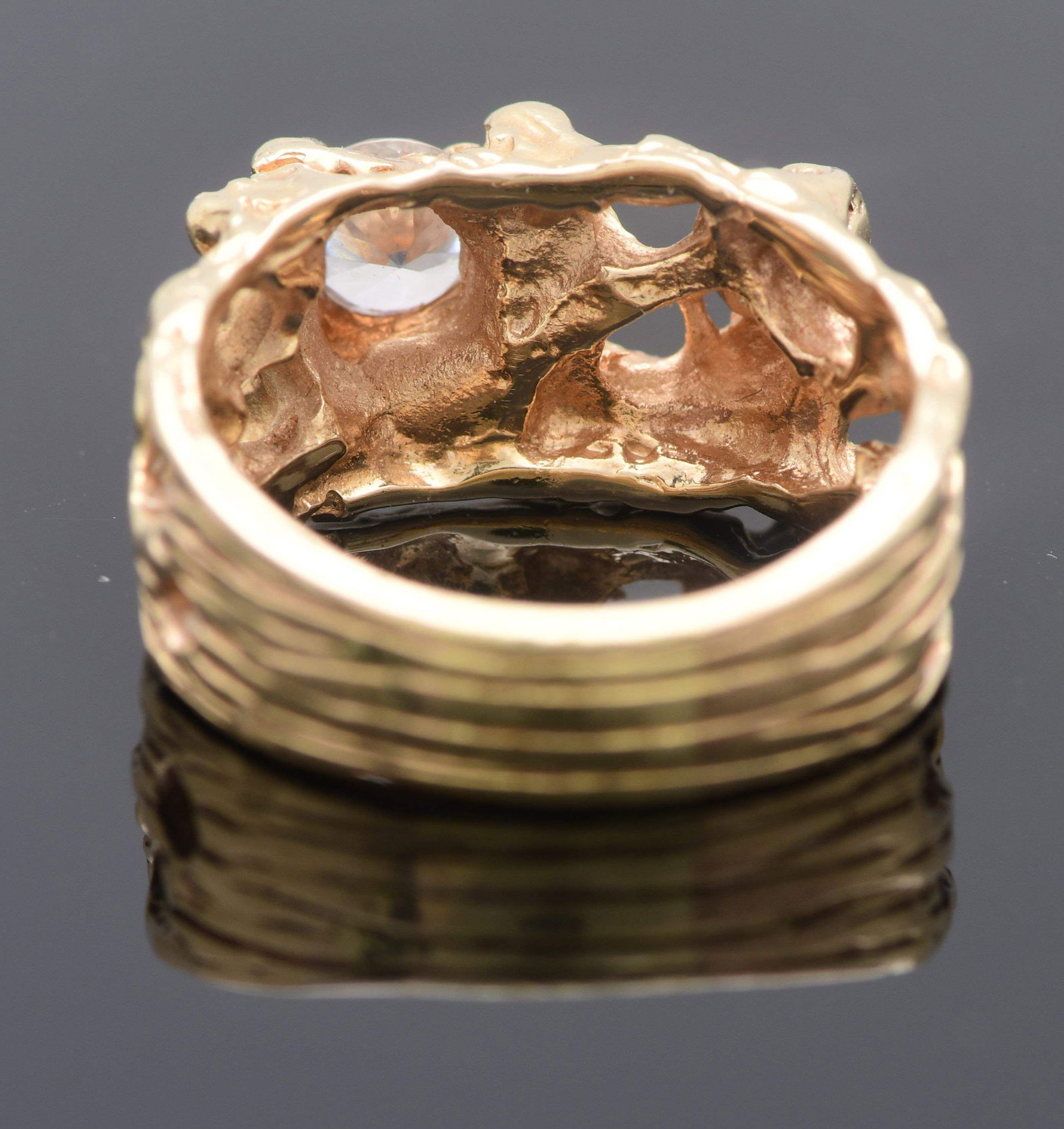 SOLID GOLD NUGGET RING. (1 of 4)