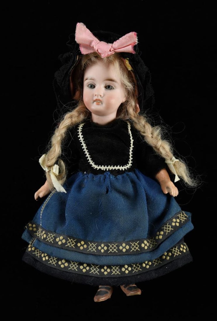 RARE & DIMINUTIVE BISQUE HEAD GEBRODER KUHNLENZ (1 of 4)