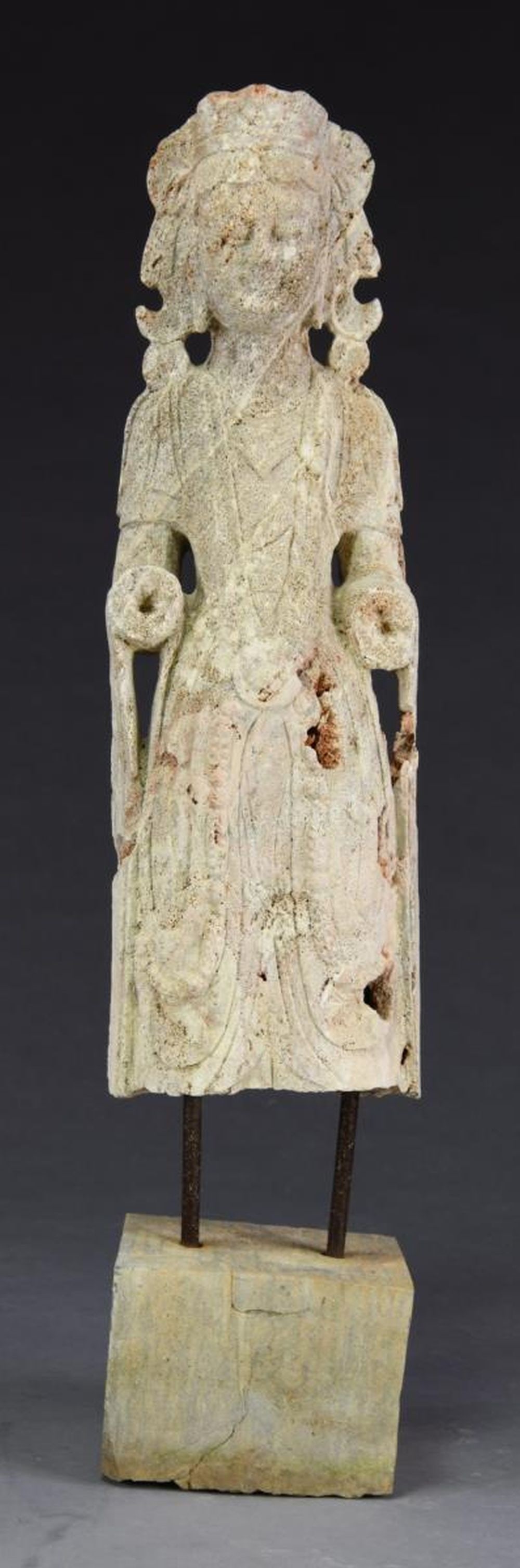 LARGE CHINESE STONE CARVING. (1 of 3)