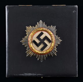 WWII GERMAN CROSS IN GOLD BY OTTO KLEIN.