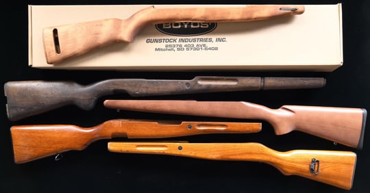 GROUPING OF ASSORTED PRIMARILY MILITARY GUN STOCKS