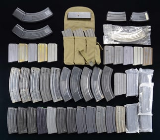 LOT OF ASSORTED RIFLE MAGAZINES & ACCESSORIES.