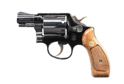 SMITH & WESSON MODEL 12-2 AIRWEIGHT DA REVOLVER.