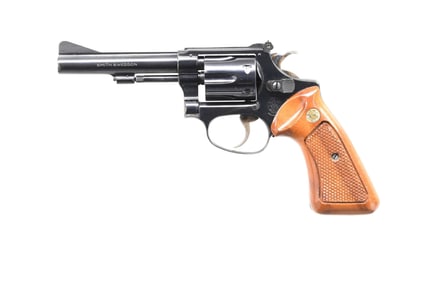 SMITH & WESSON MODEL 34-1 DOUBLE ACTION REVOLVER.