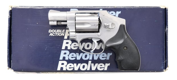 SMITH & WESSON MODEL 940-1 CENTENNIAL DOUBLE