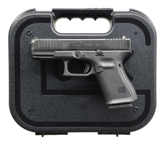 GEN 5 GLOCK 19 SEMI AUTO PISTOL.